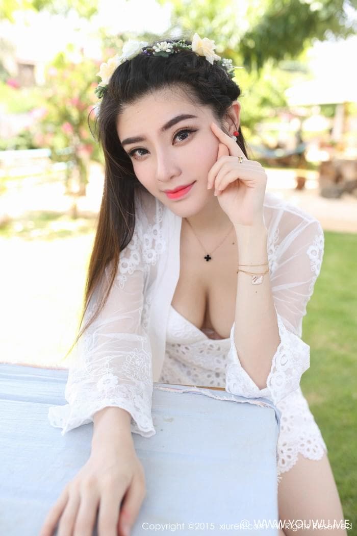[XiuRen秀人网] 2015.07.14 No.353 容容容Alice 涠洲岛旅拍第一套-像素点
