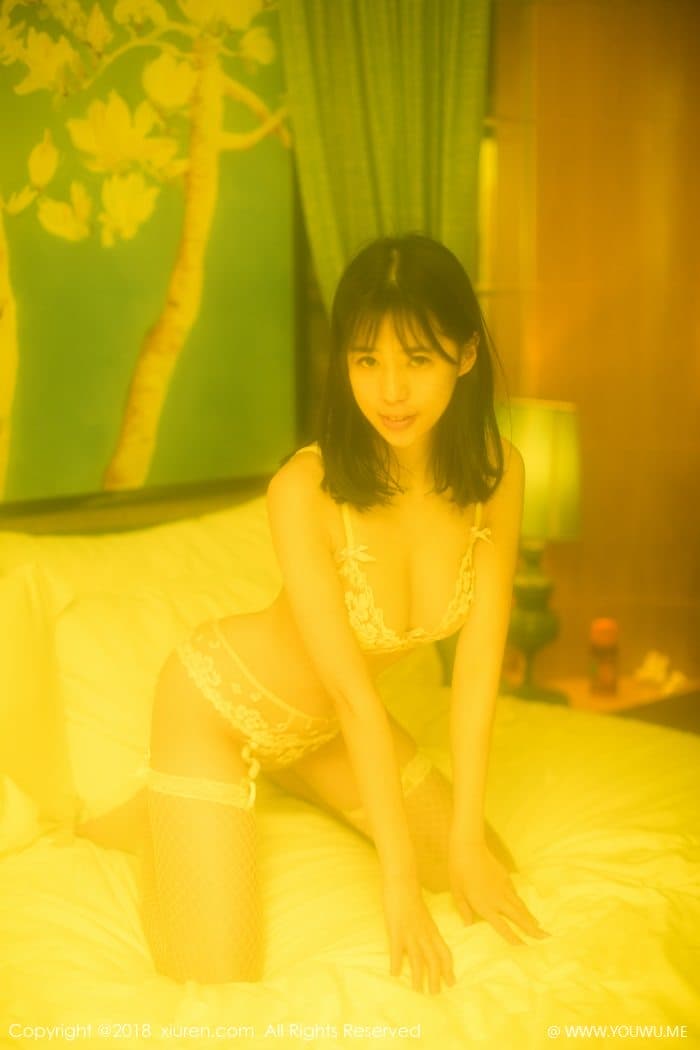 [XiuRen秀人网] 2018.12.24 No.1282 艾栗栗栗栗栗栗吖 吊袜 私房