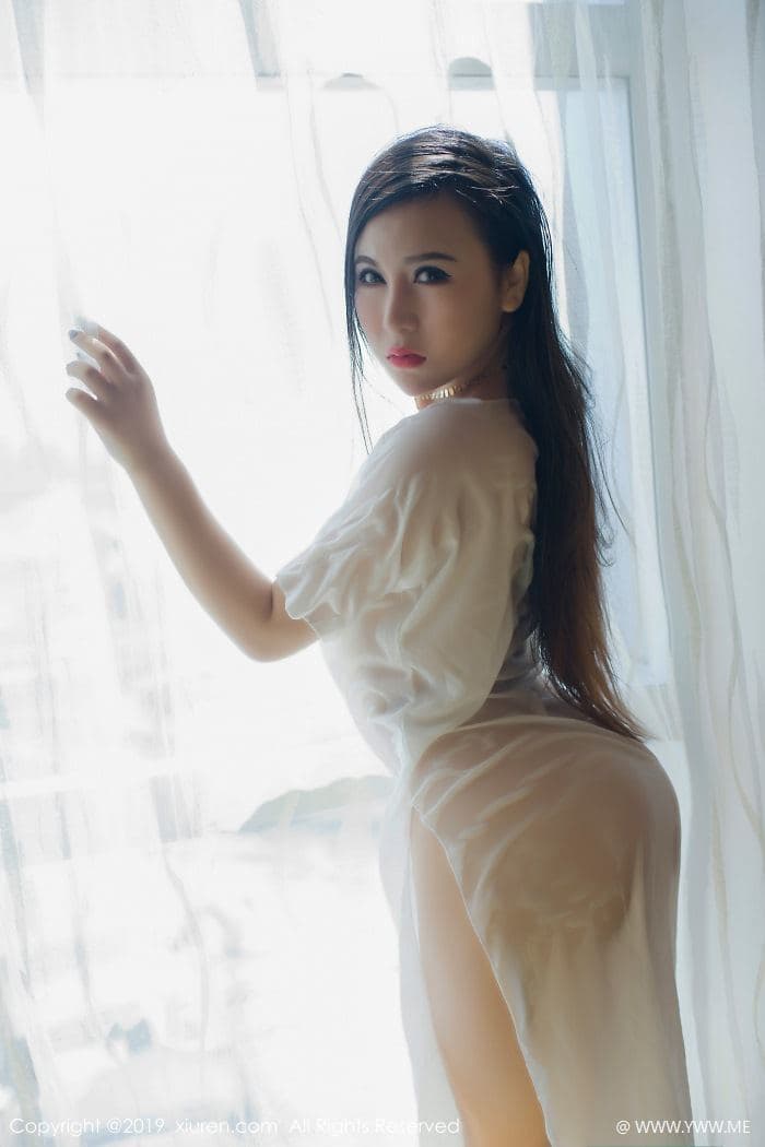 [XiuRen秀人网] 2019.08.01 No.1588 伊诺 比基尼 蕾丝