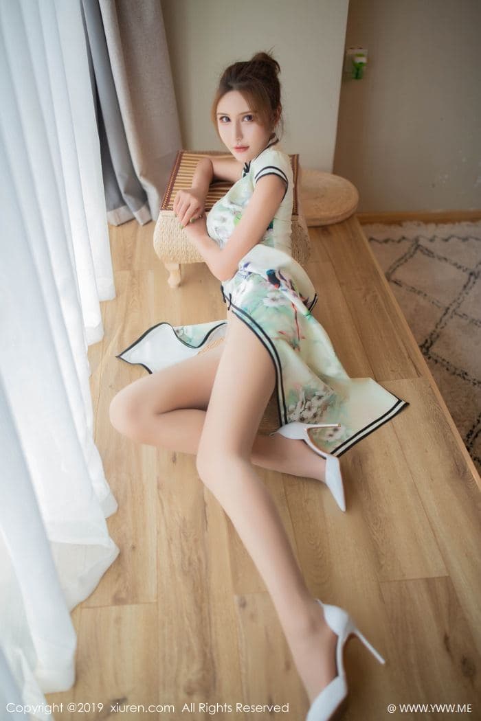 [XiuRen秀人网] 2019.07.10 No.1542 Emily顾奈奈酱 旗袍 丝袜-像素点