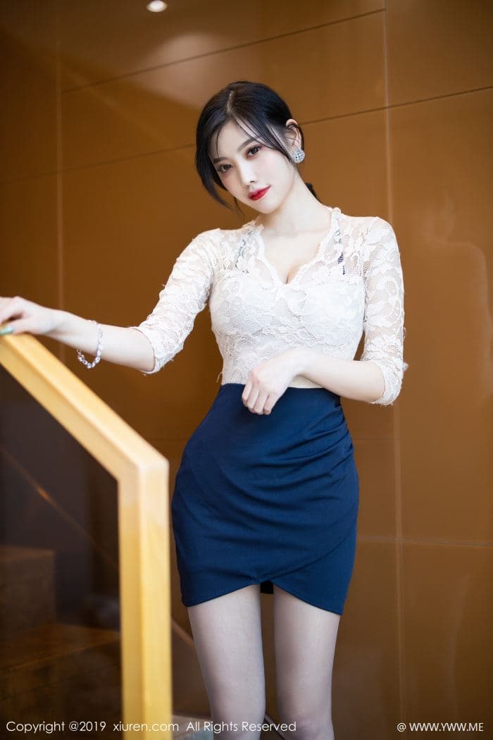 [XiuRen秀人网] 2019.10.10 No.1717 杨晨晨sugar 丝袜 美腿-像素点