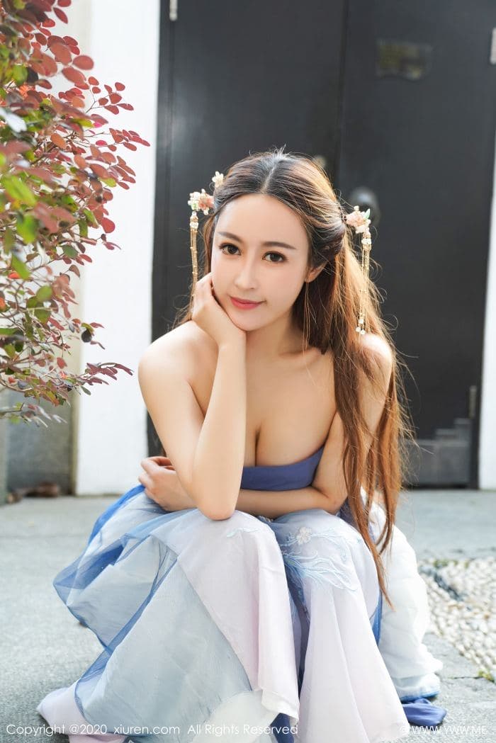[XiuRen秀人网] 2020.02.18 No.1983 周井空 汉服 抹胸