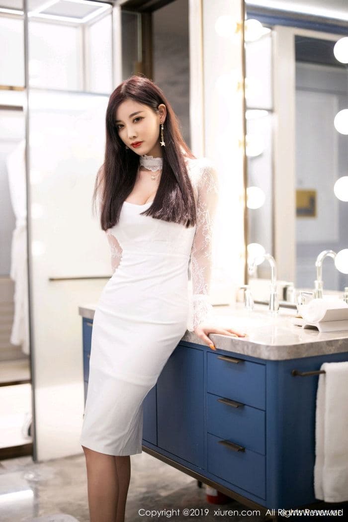 [XiuRen秀人网] 2019.12.26 No.1884 杨晨晨sugar 美臀 美胸