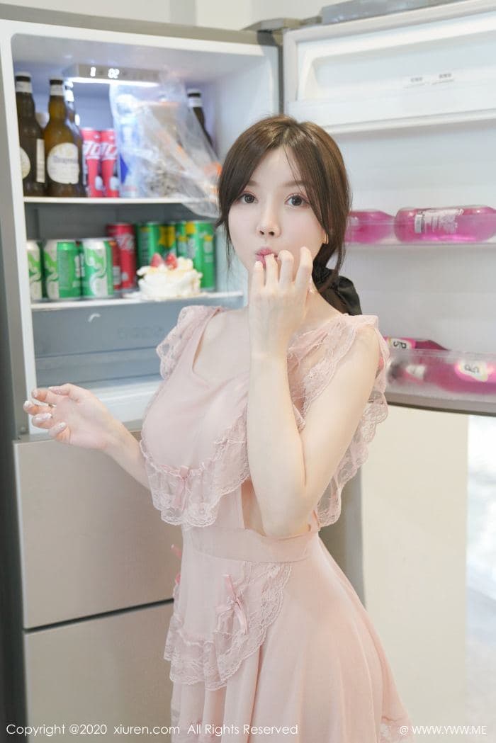 [XiuRen秀人网] 2020.04.23 No.2186 糯美子Mini 粉色 女仆-像素点