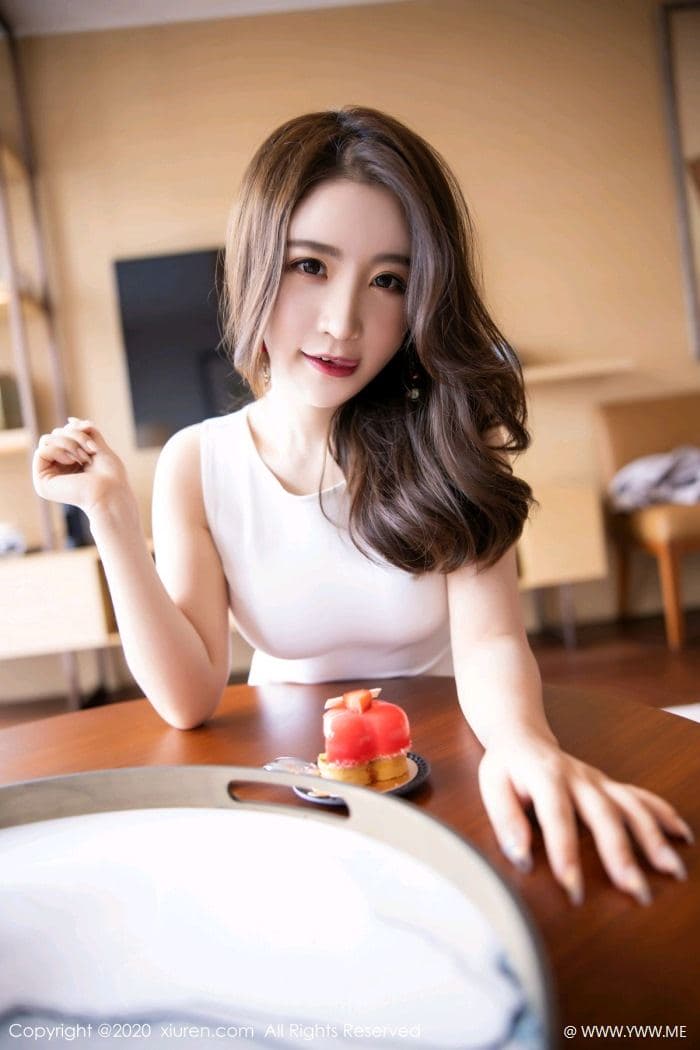 [XiuRen秀人网] 2020.08.13 No.2441 绯月樱-Cherry-像素点