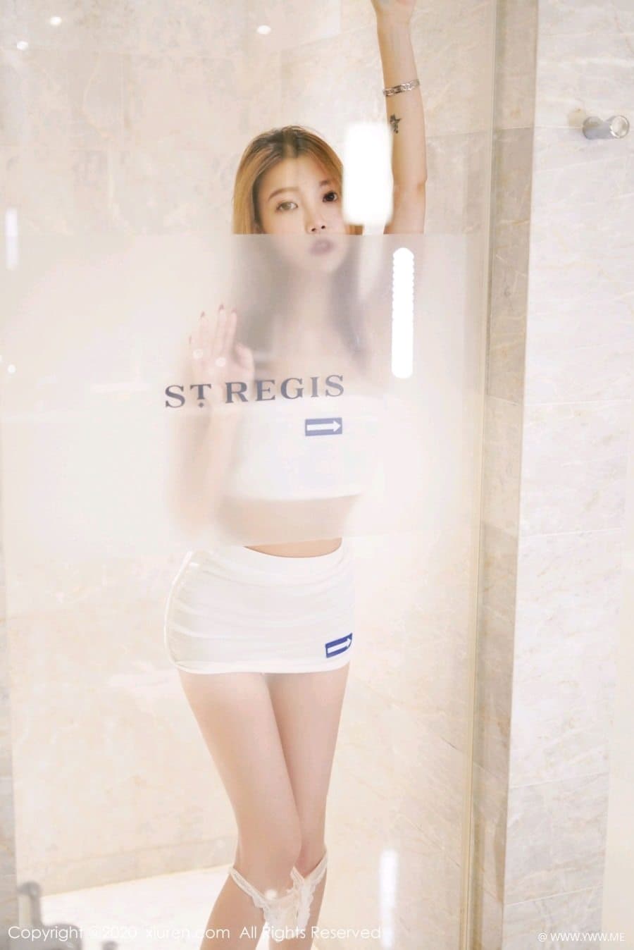 [XiuRen秀人网] 2020.11.11 No.2766 冯木木LRIS-像素点